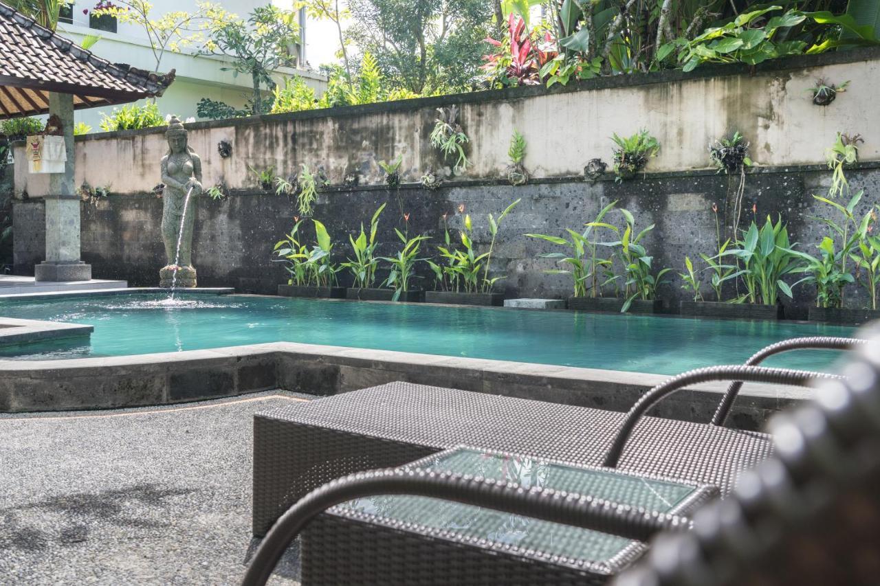 Adi Santia Bungalows Ubud  Exterior photo