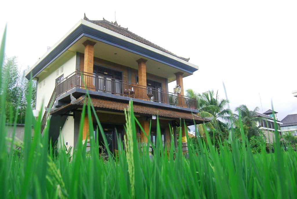 Adi Santia Bungalows Ubud  Exterior photo