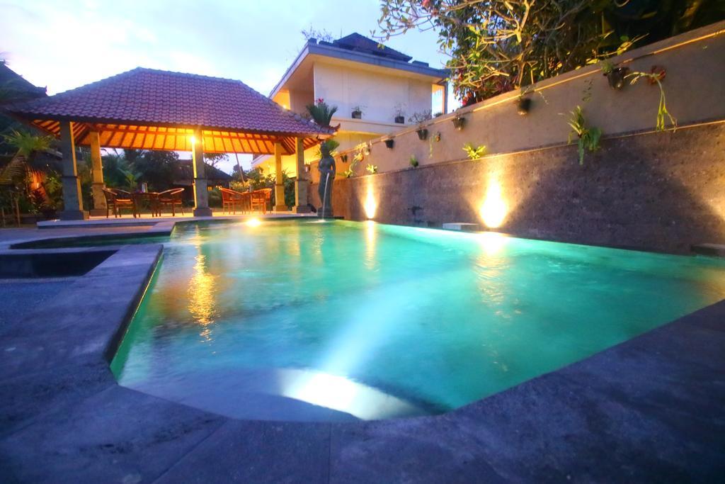 Adi Santia Bungalows Ubud  Exterior photo